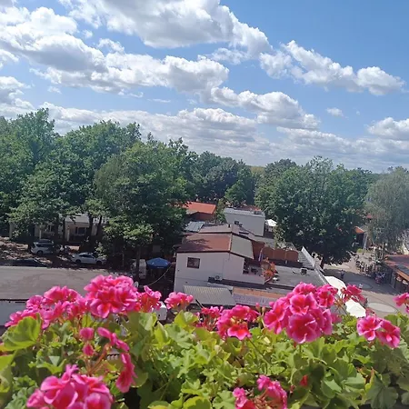 Na Skarpie Plaza Guest house