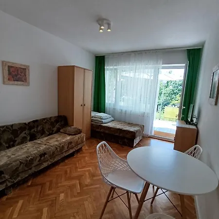 Na Skarpie Plaza Guest house