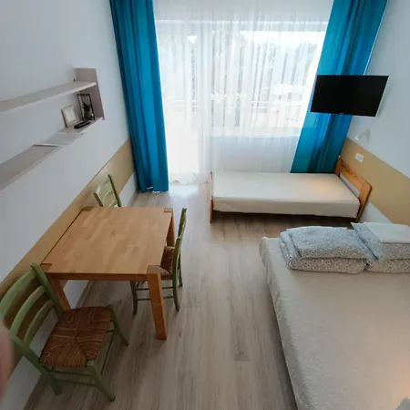 Na Skarpie Plaza Guest house Skorzecin
